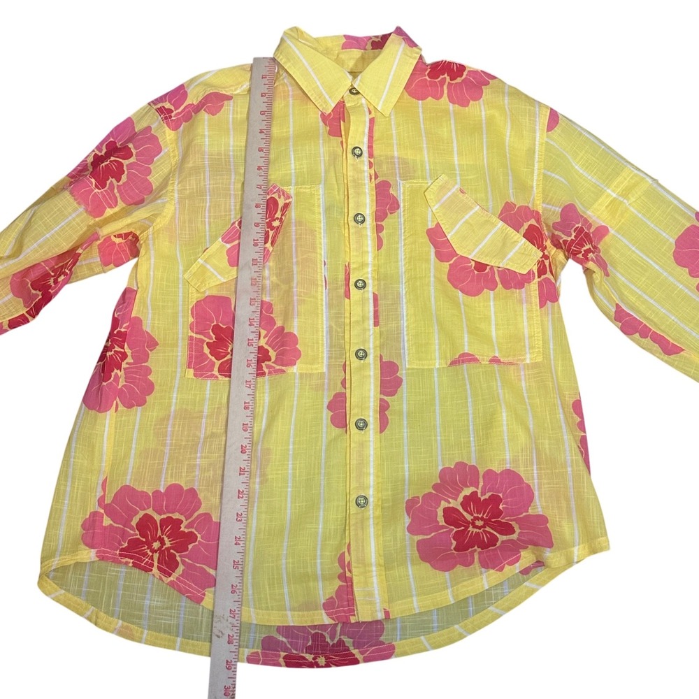 We The Free Shirt NWT women's XS Yellow Pink Hidden Flower Camo Oversized Button - Picture 4 of 12